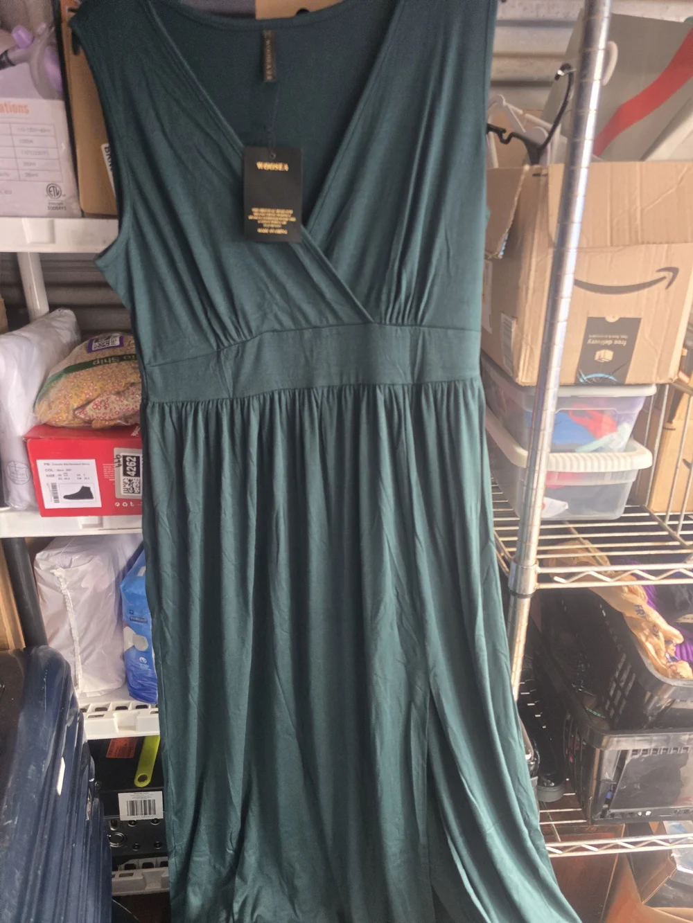 Sleeveless Green V-Neck Maxi Dress